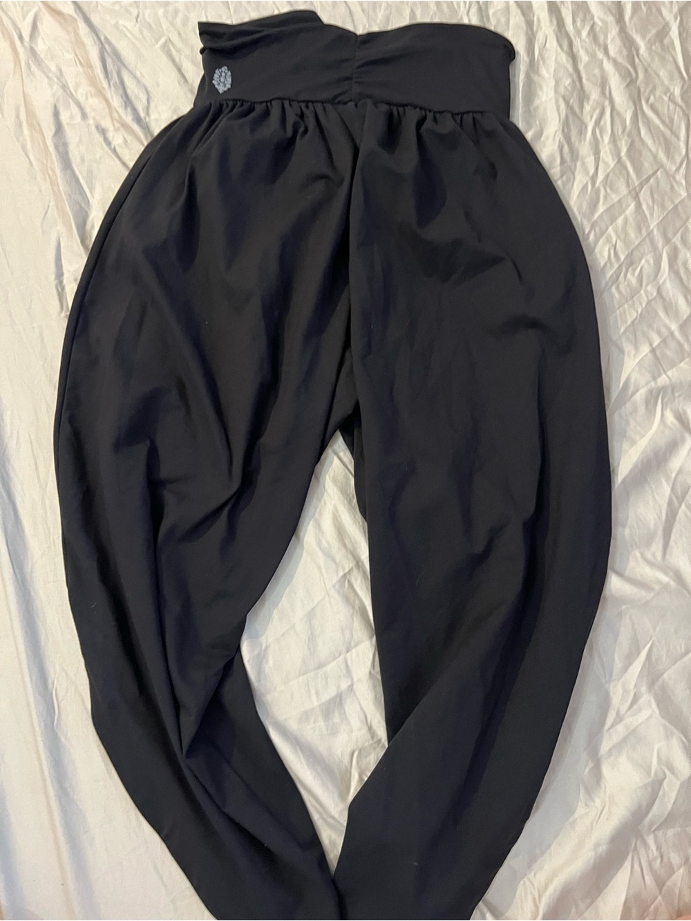 Free people retreat yoga black pants with tie (xs)